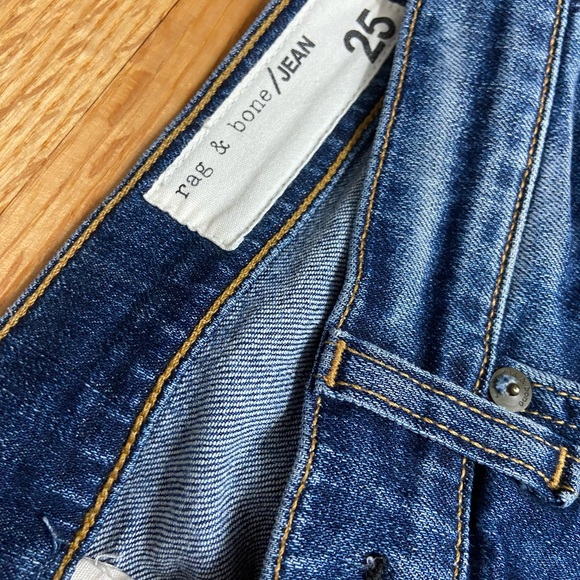 Rag and Bone Dre skinny frayed bottom - Picture 3 of 4